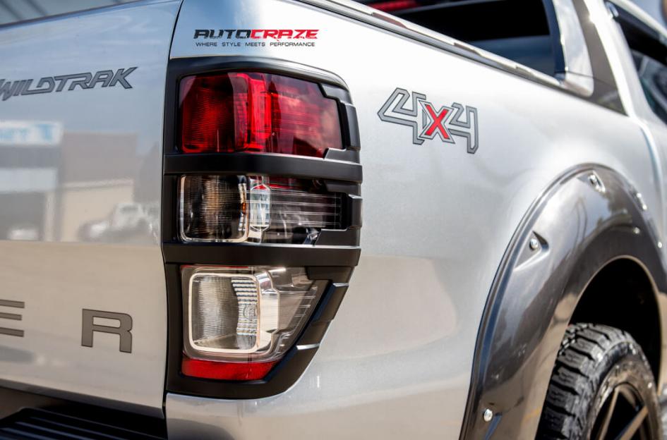FORD RANGER AVALANCHE MACHINED FACE MATTE BLACK DARK TINT